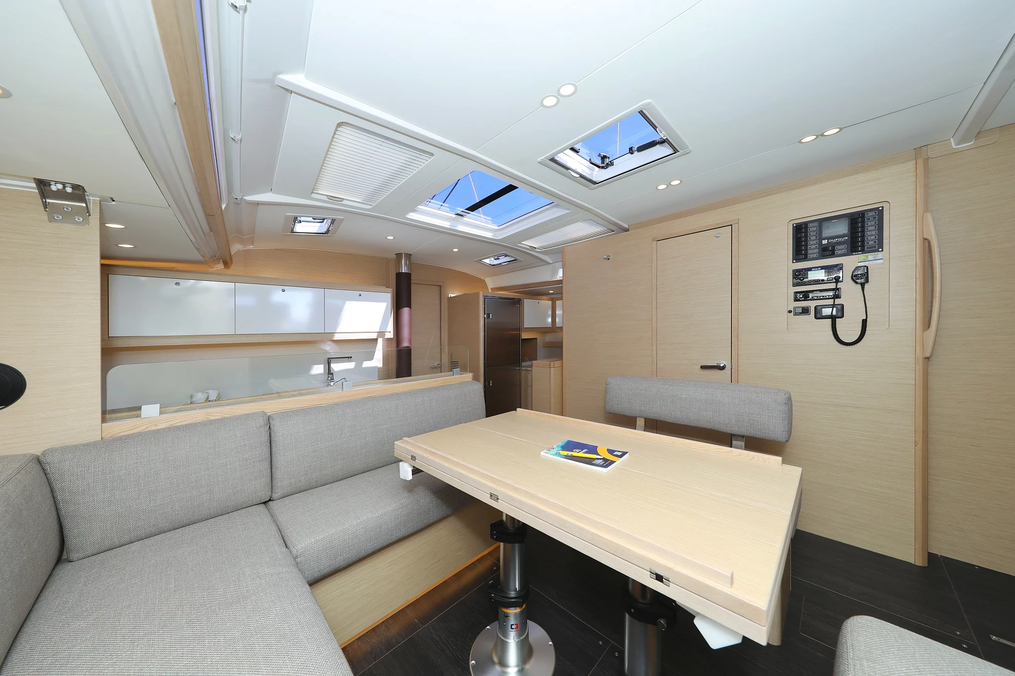 Dufour 530 - 5 + 1 cab. (Blue Therapy)  - 14