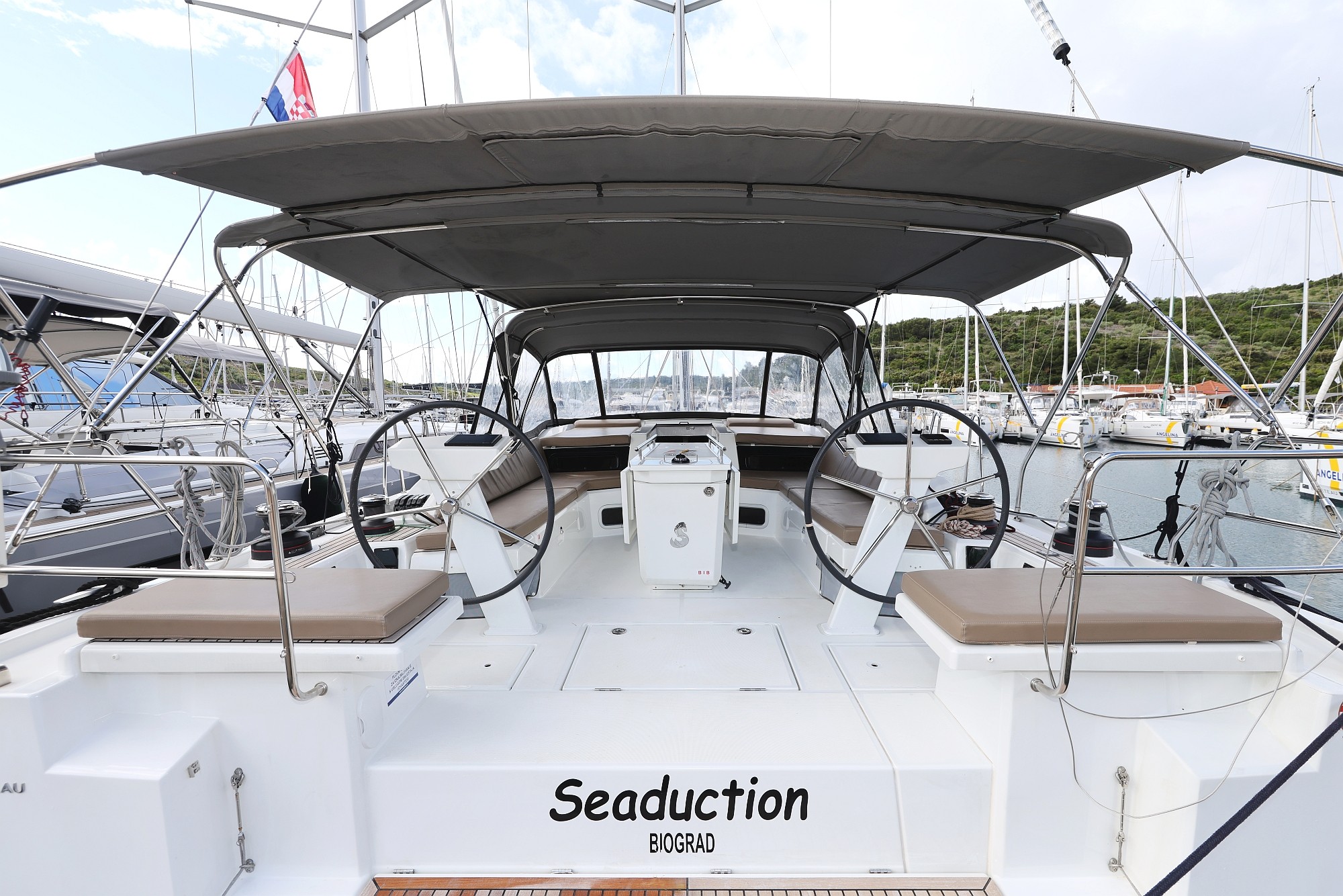Photo #28 - Oceanis 51.1 - 5 + 1 cab. (Seaduction) in Primosten - 39668