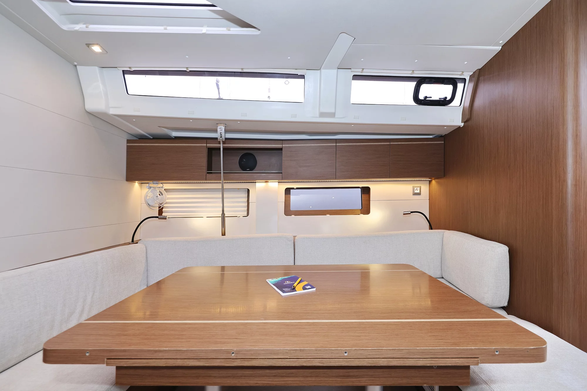 Oceanis 51.1 - 5 + 1 cab. (Seaduction)  - 38
