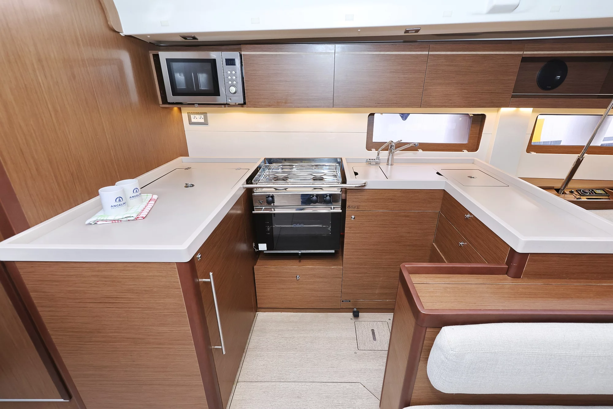 Oceanis 51.1 - 5 + 1 cab. (Seaduction)  - 42