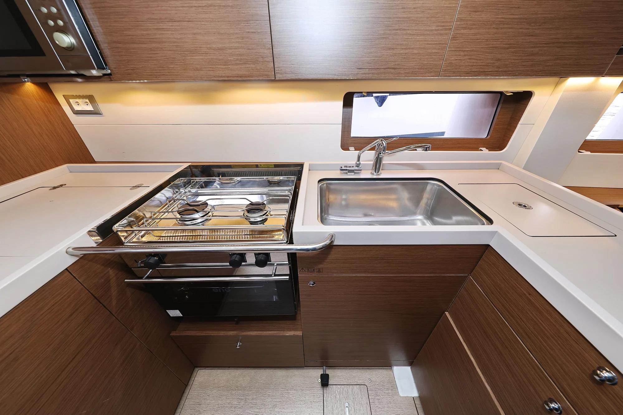 Oceanis 51.1 - 5 + 1 cab. (Seaduction)  - 14