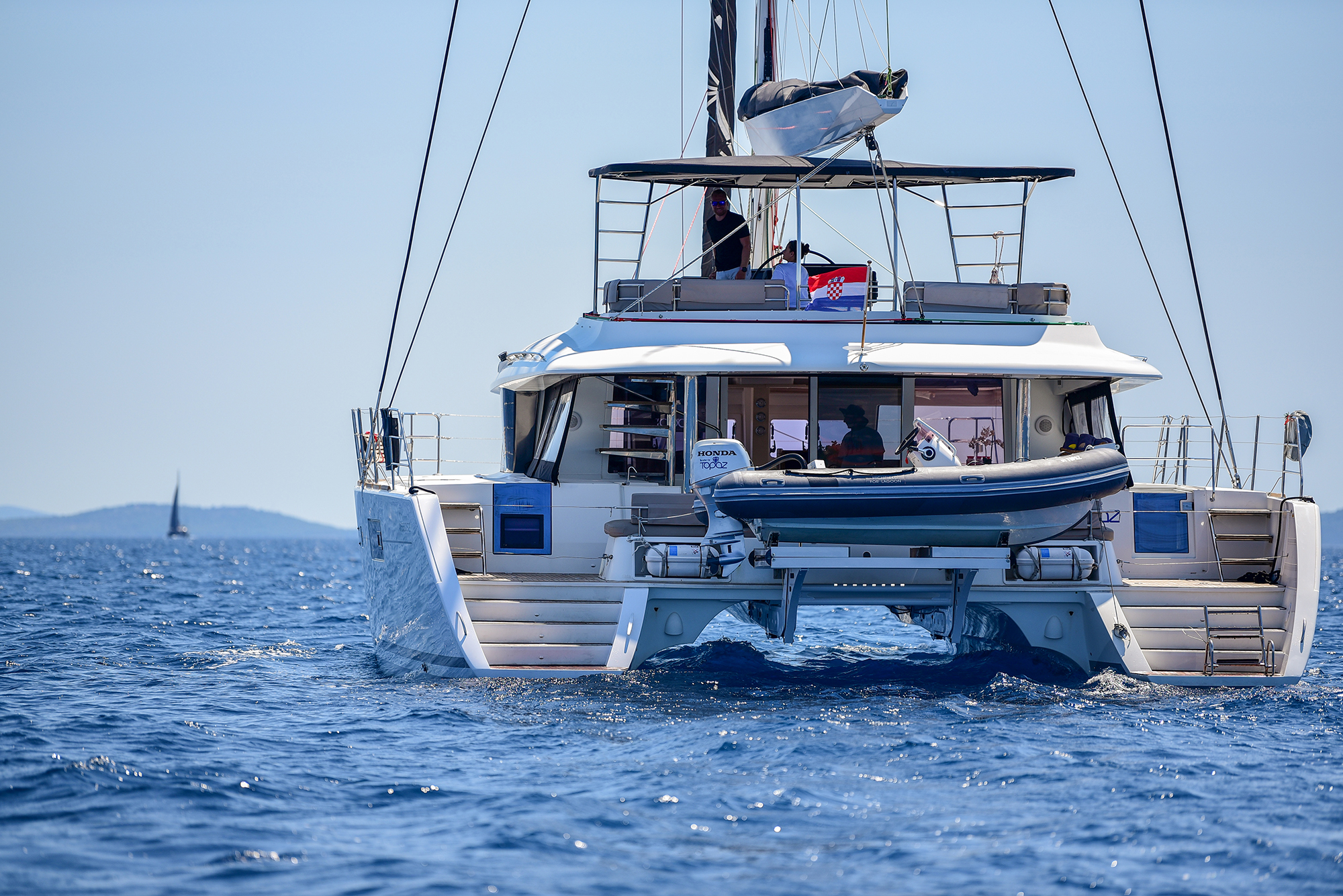 Photo #8 - Lagoon 560 - 5 + 2 cab. (Topaz) in Split - 39674