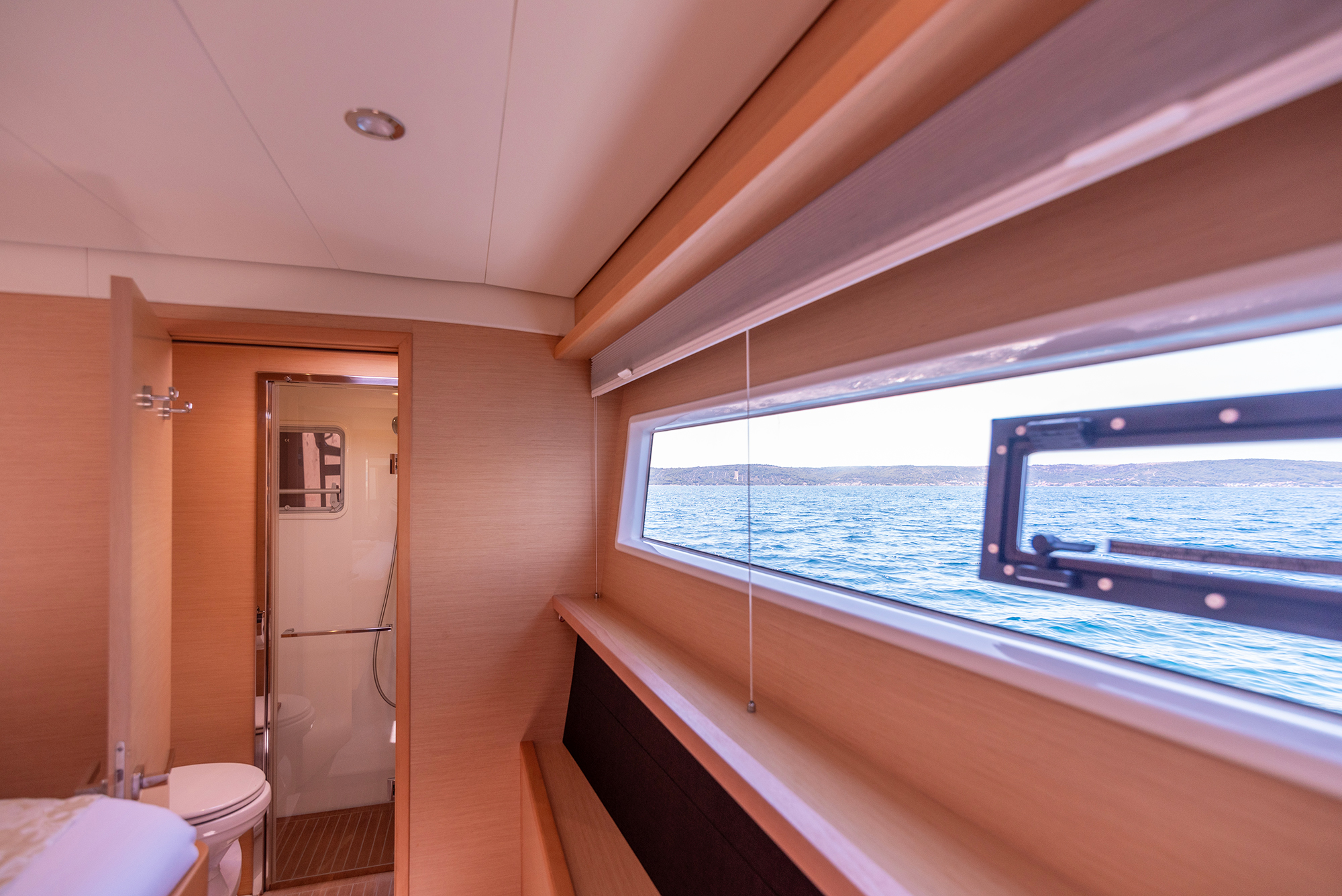Photo #18 - Lagoon 560 - 5 + 2 cab. (Topaz) in Split - 39674
