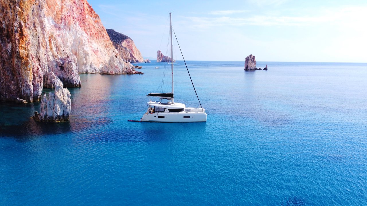 Photo #19 - Lagoon 42 - 4 + 2 cab. (Aktaia) in Mykonos - 39685