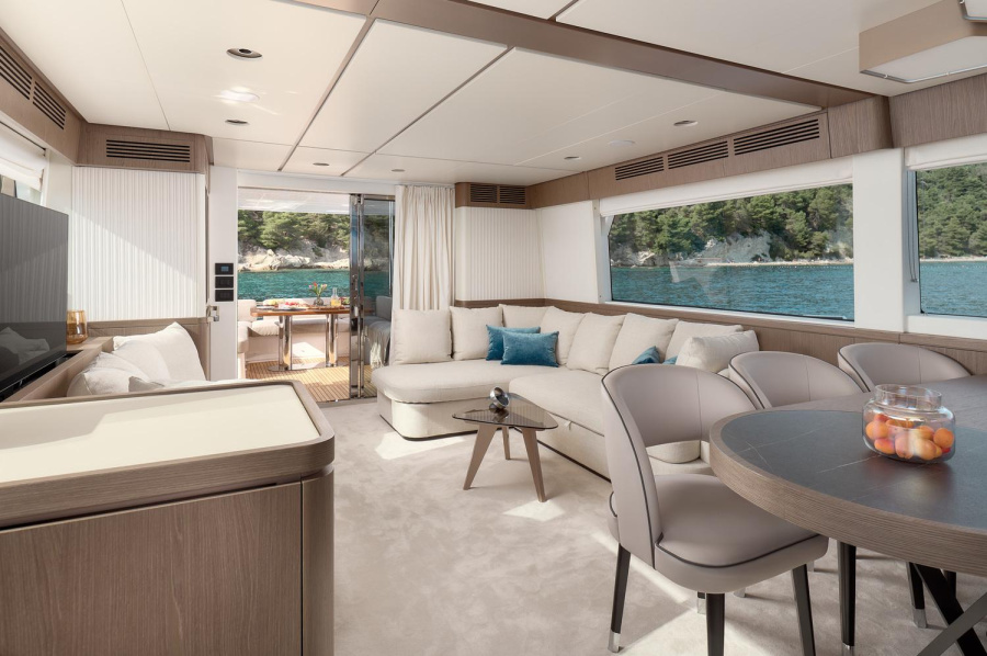 Photo #14 - Azimut Magellano 66 (Amparito V) in Podstrana - 39688
