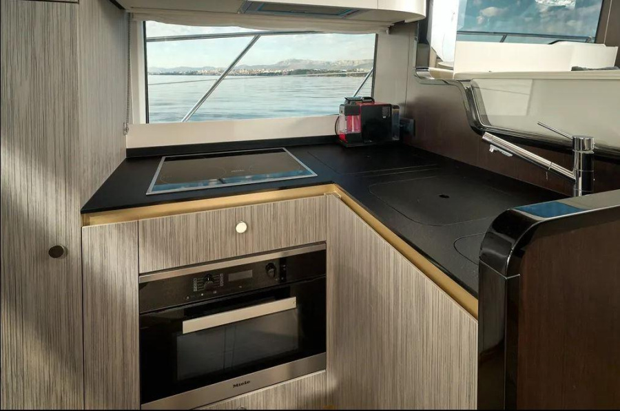 Photo #14 - Azimut 55 Fly (Amparito IV) in Podstrana - 39689