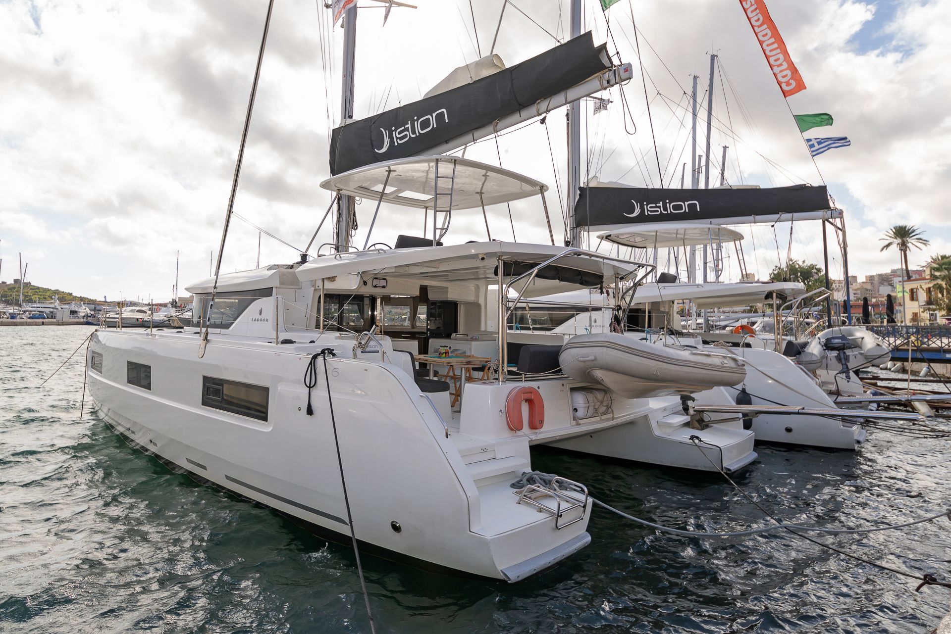 Photo #7 - Lagoon 46 - 4 + 2 cab. (One Thought) in Lefkada - 39699