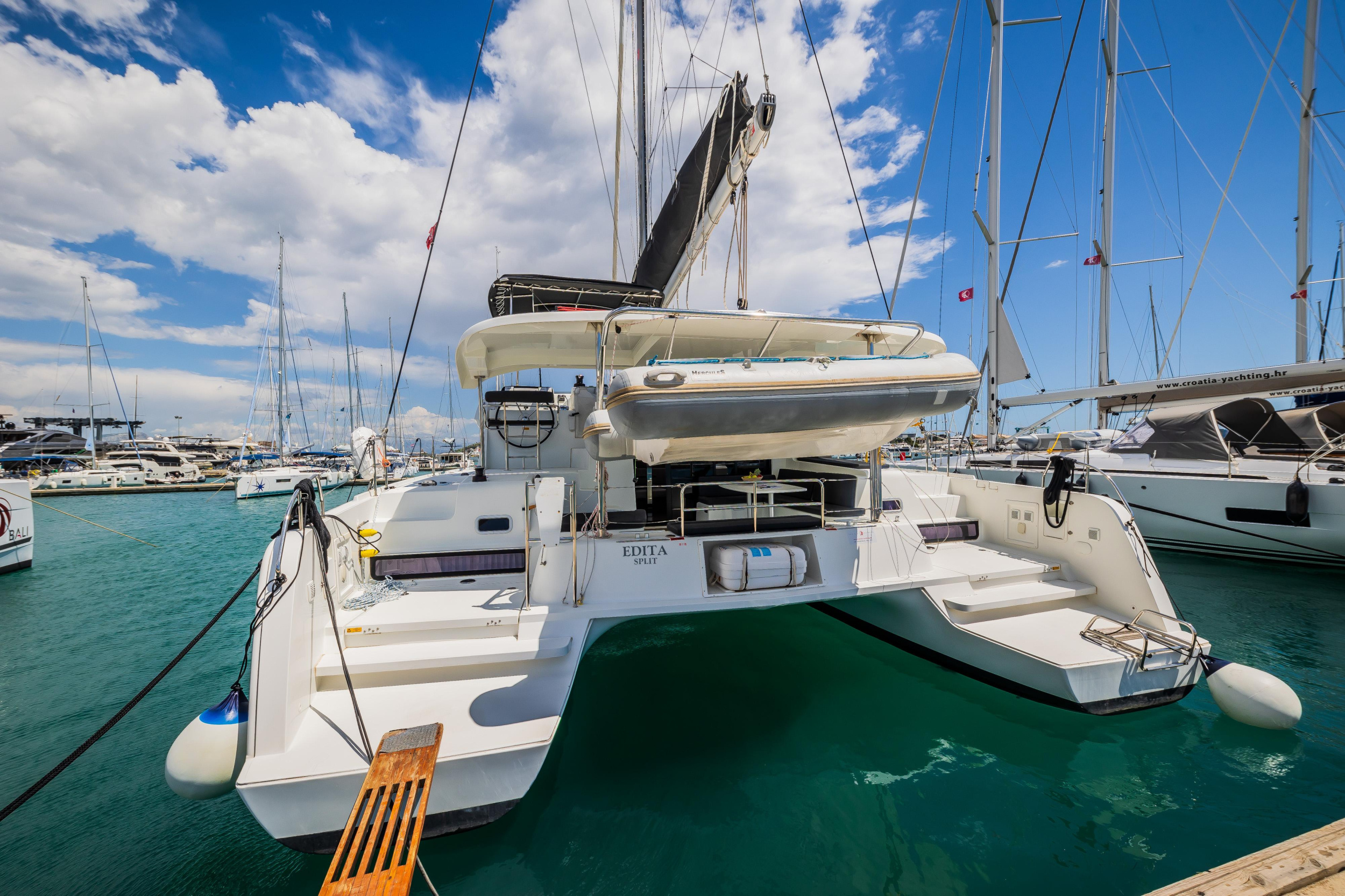 Photo #6 - Lagoon 42 - 4 + 2 cab. (Edita) in Trogir - 39701