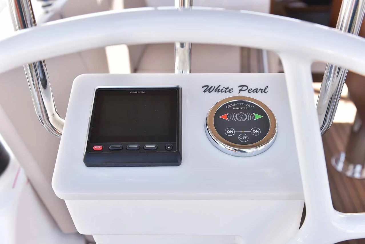 Bavaria Cruiser 37 - 2 cab. (White Pearl)  - 12