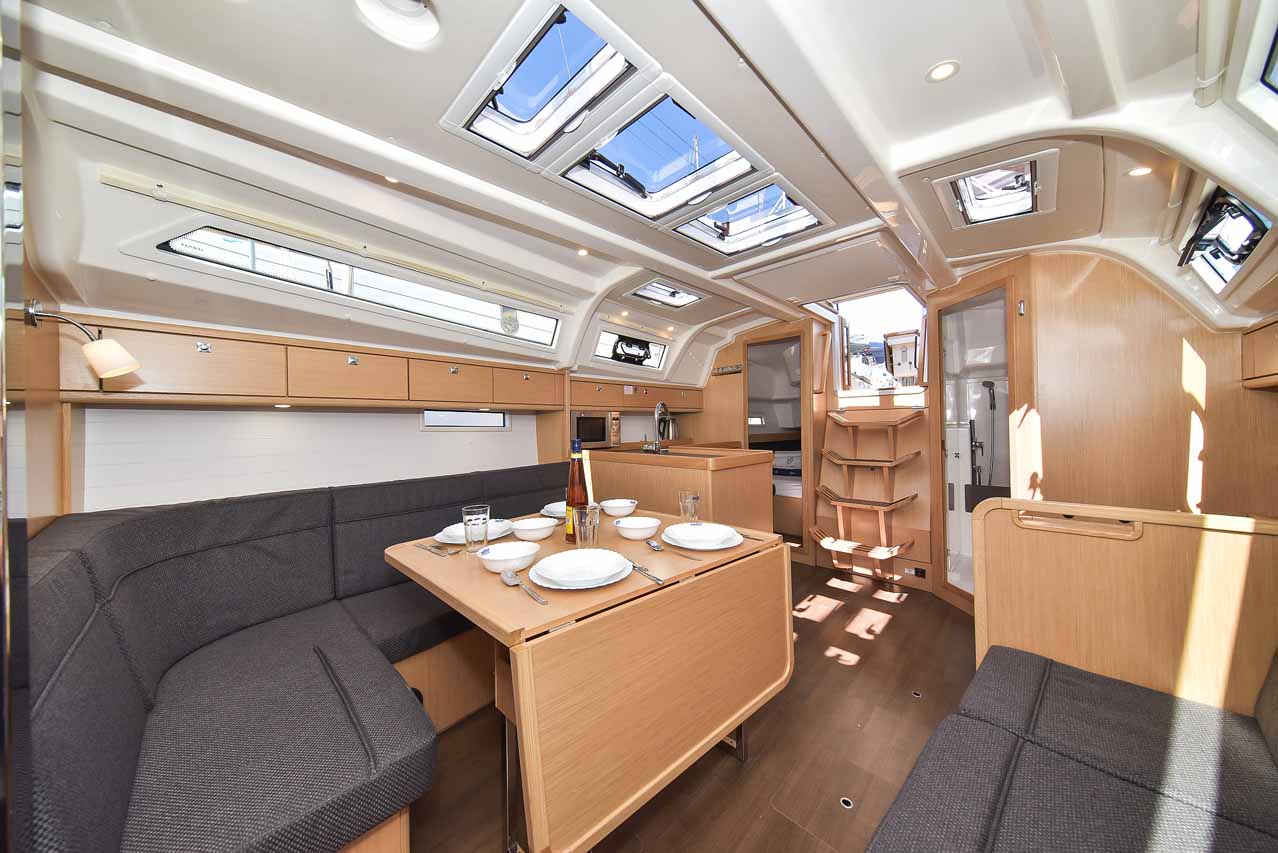 Photo #19 - Bavaria Cruiser 37 - 2 cab. (White Pearl) in Biograd - 39711