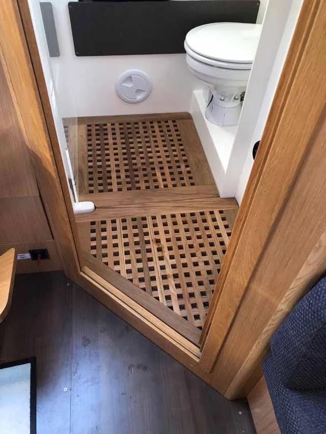 Bavaria Cruiser 37 - 2 cab. (White Pearl)  - 26