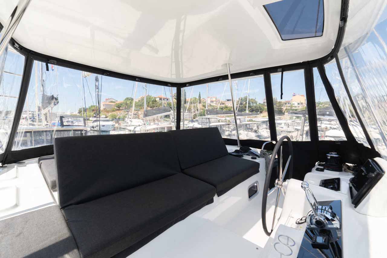 Photo #17 - Lagoon 46 - 4 + 2 cab. (Mare Azul) in Sibenik - 39731