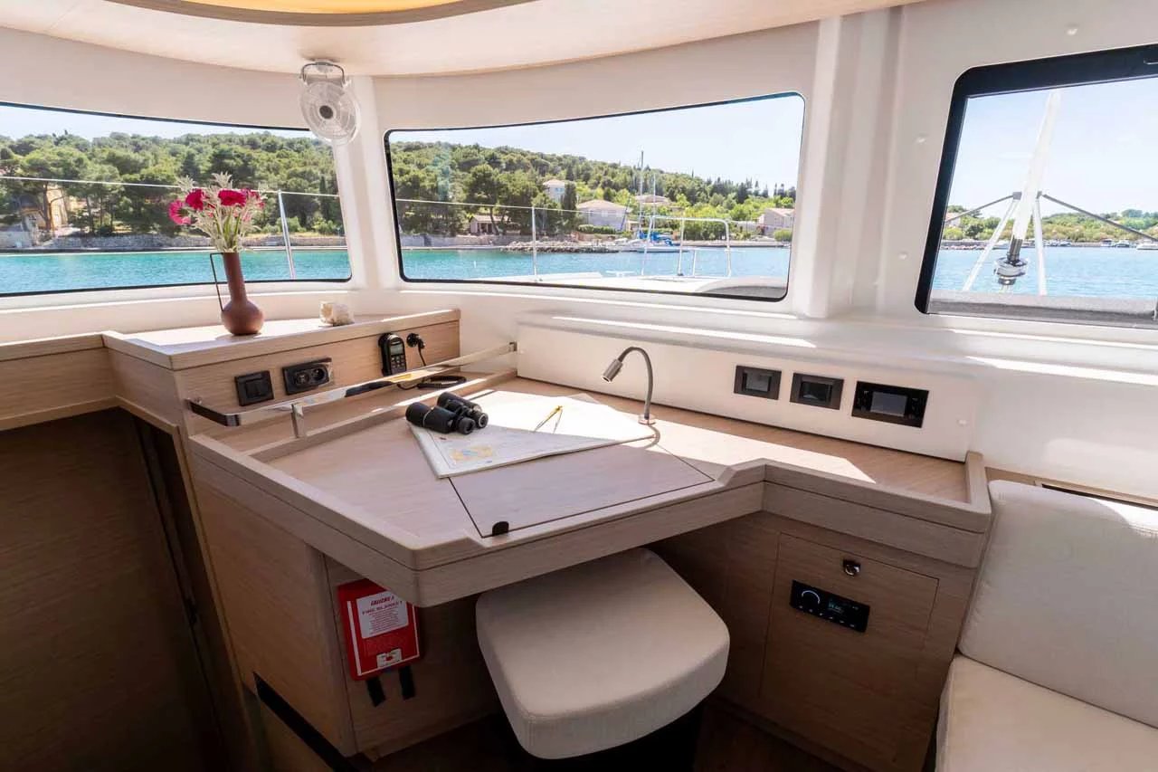 Lagoon 46 - 4 + 2 cab. (Mare Azul)  - 24