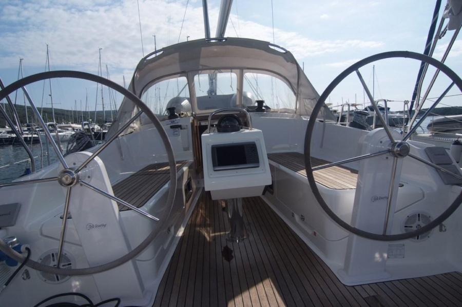 Photo #5 - Bavaria Cruiser 37 - 3 cab. (Bura) in Krk - 39732