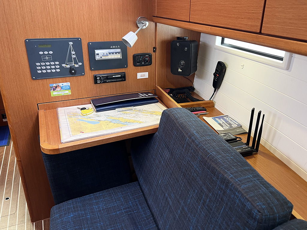 Photo #17 - Bavaria Cruiser 37 - 3 cab. (Bura) in Krk - 39732