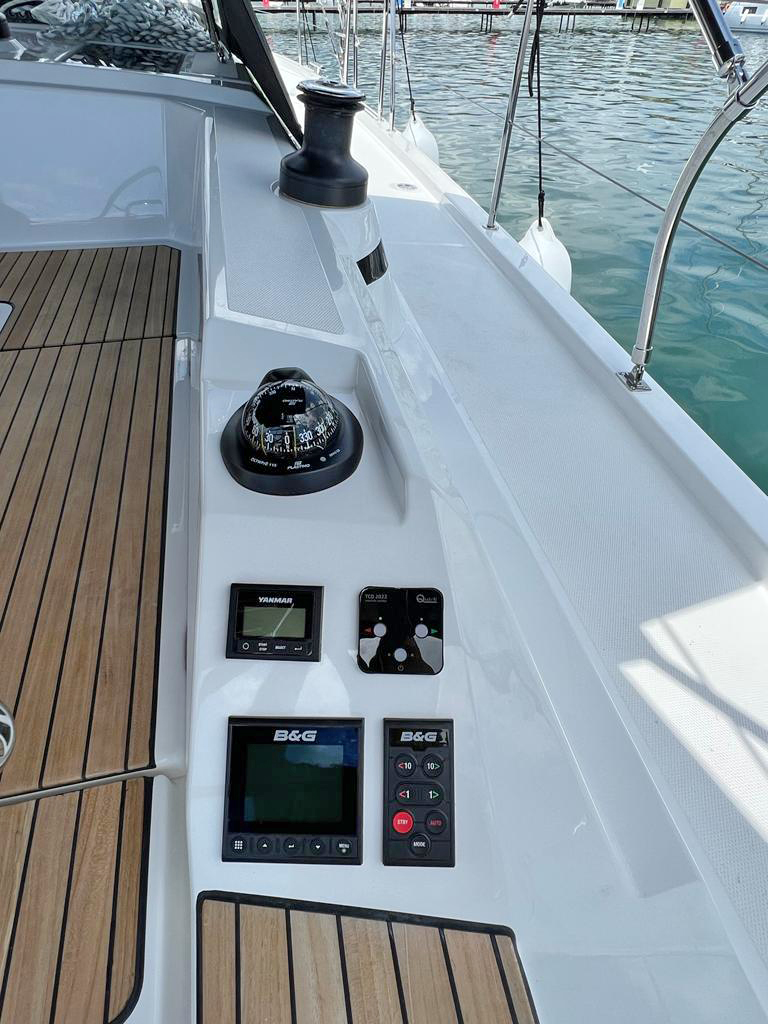 Photo #8 - Bavaria C42 (Palma) en Krk - 39736