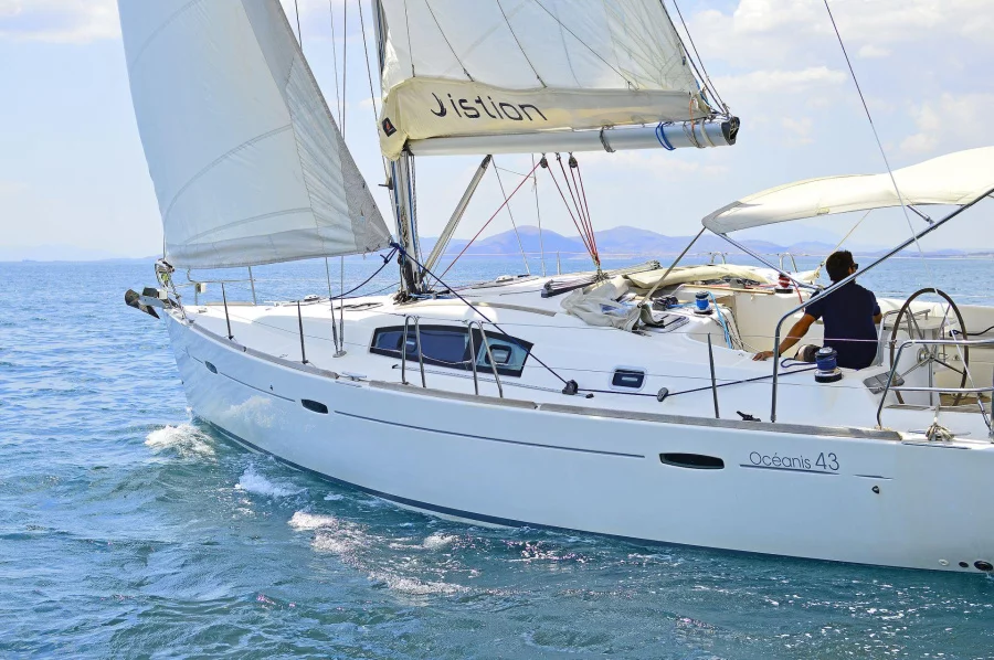 Oceanis 43 (Belamour)  - 3