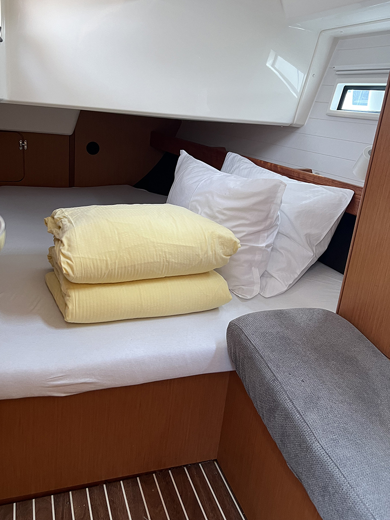 Photo #39 - Bavaria Cruiser 41 - 3 cab. (Levant) en Krk - 39742
