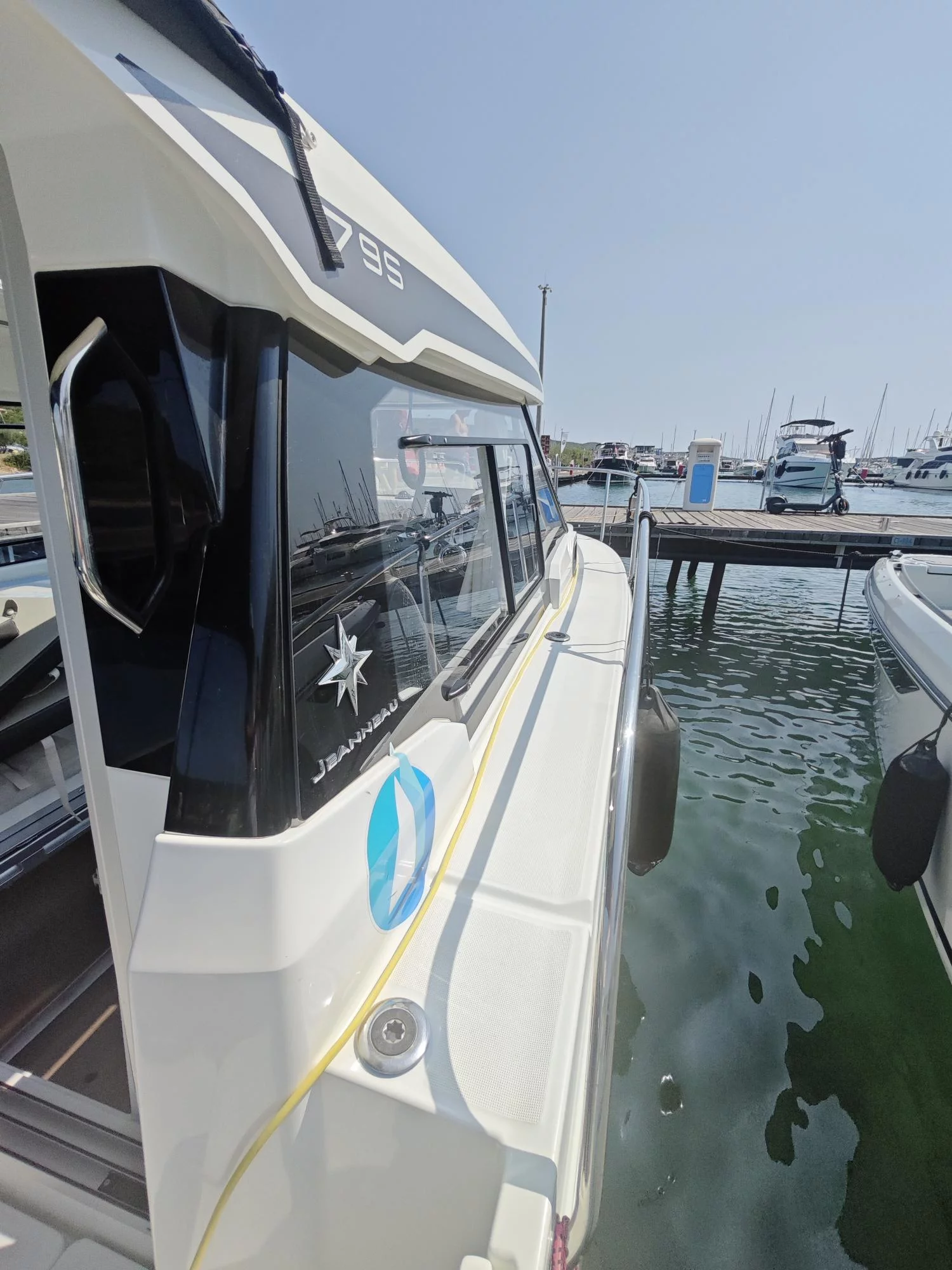 Merry Fisher 795 Series 2 (Ares)  - 4