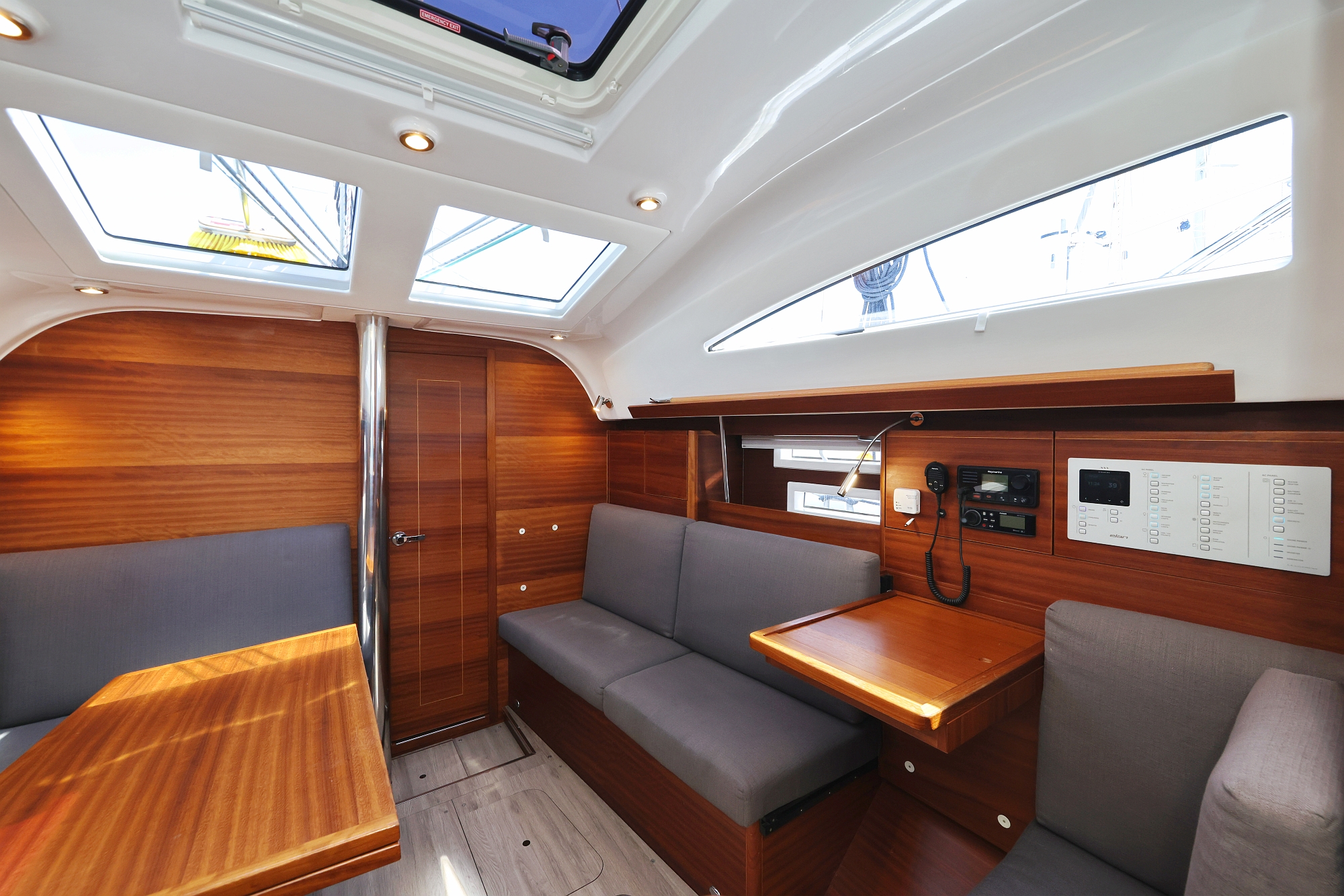 Photo #14 - Elan Impression 40.1 (Estela) in Primosten - 39760