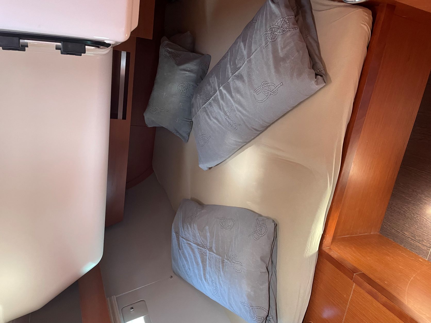 Photo #8 - Dufour 430 GL (Mojito Sunrise) in Pula - 39768