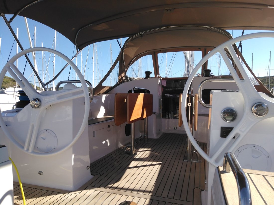 Photo #8 - Elan Impression 45.1 (Sea Cloud 3) en Pula - 39781