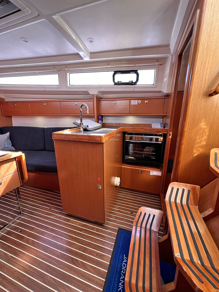 Photo #22 - Bavaria Cruiser 33 (Pulenat) en Krk - 39794