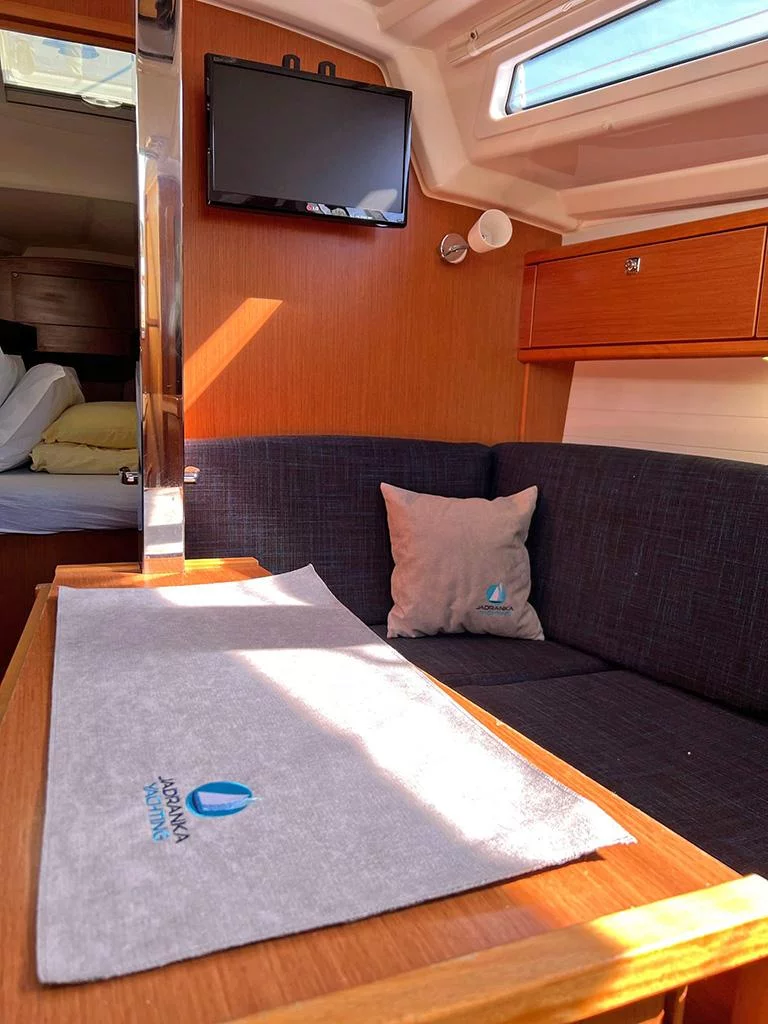 Bavaria Cruiser 33 (Pulenat)  - 22