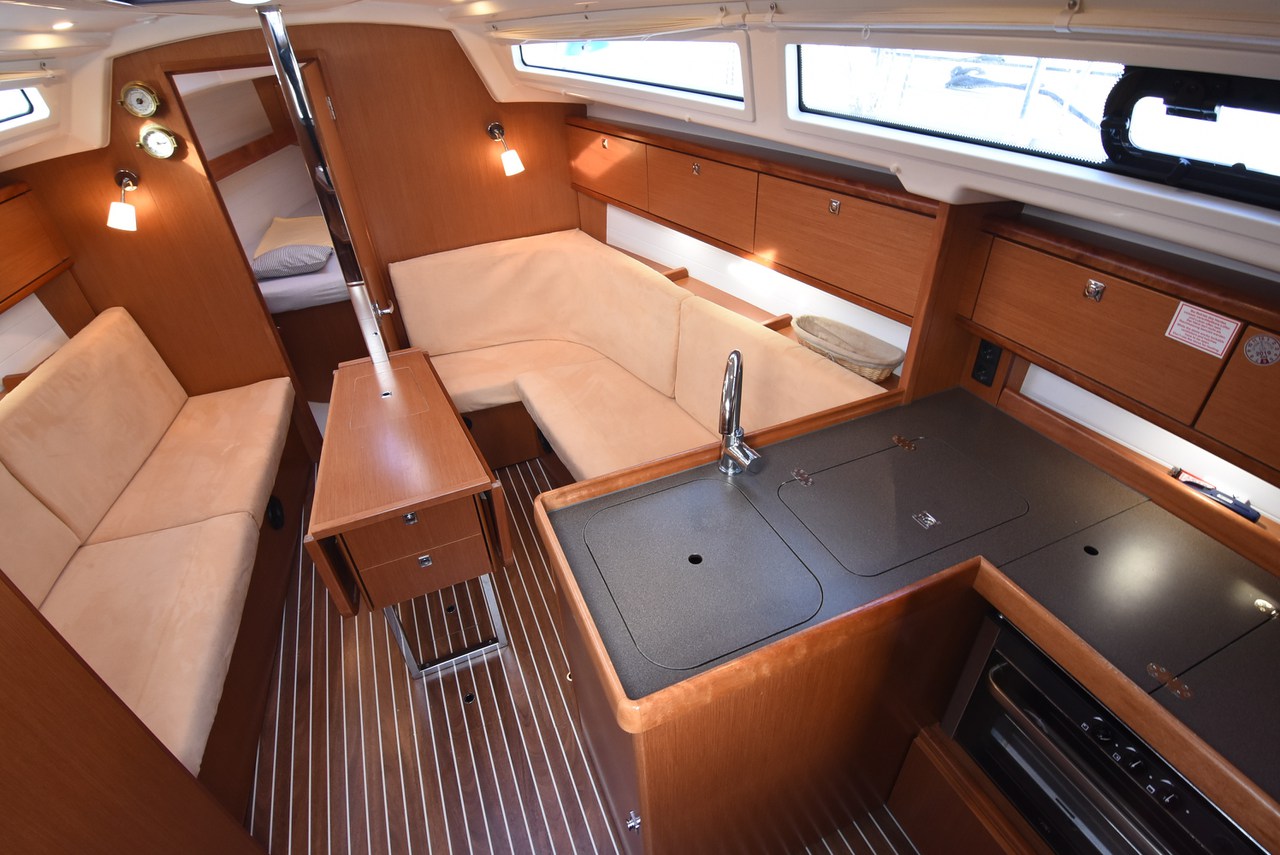 Photo #6 - Bavaria Cruiser 34 (Talassa) in Krk - 39797