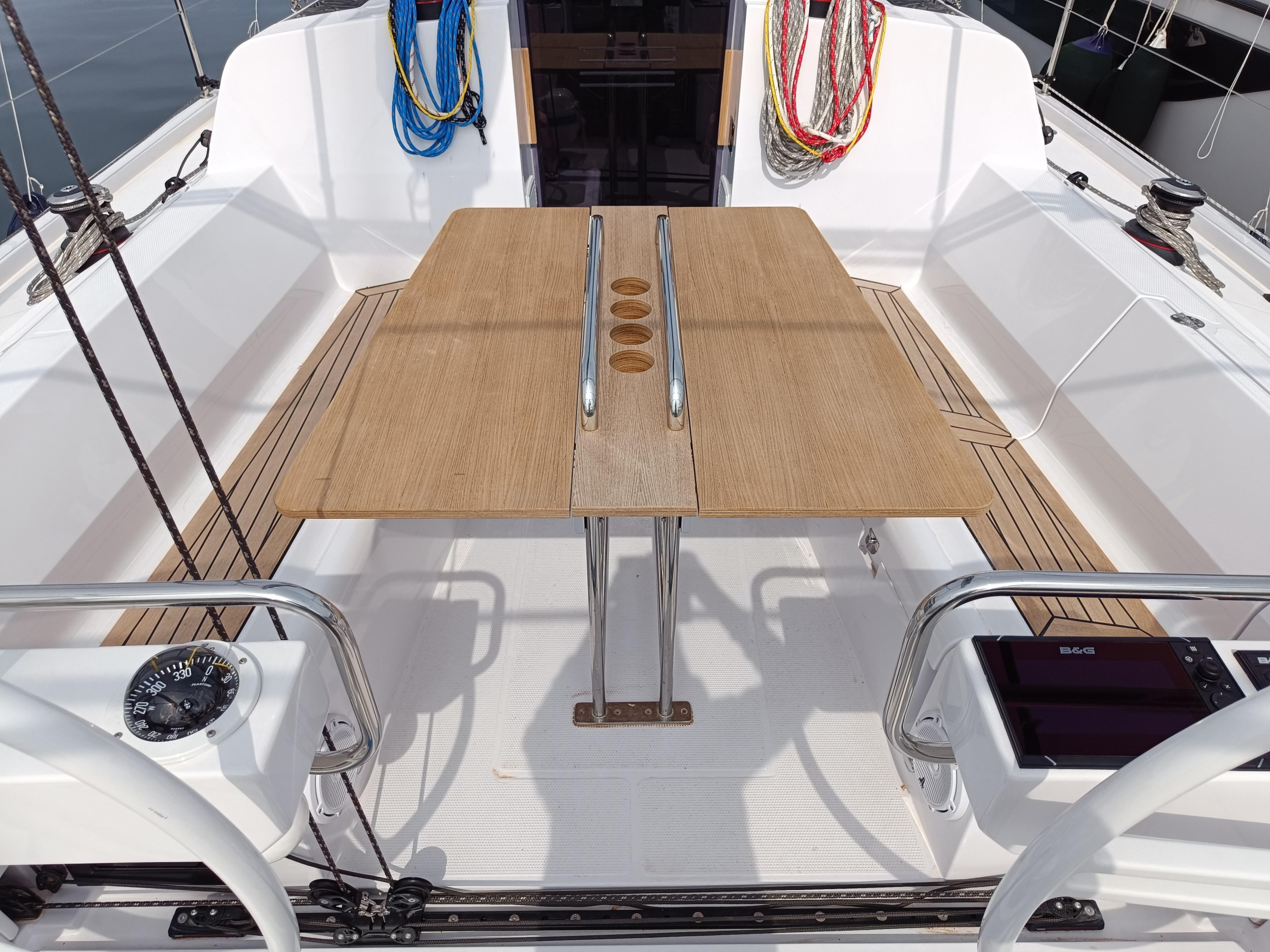 Photo #7 - Elan E4 (Lipa) in Krk - 39799