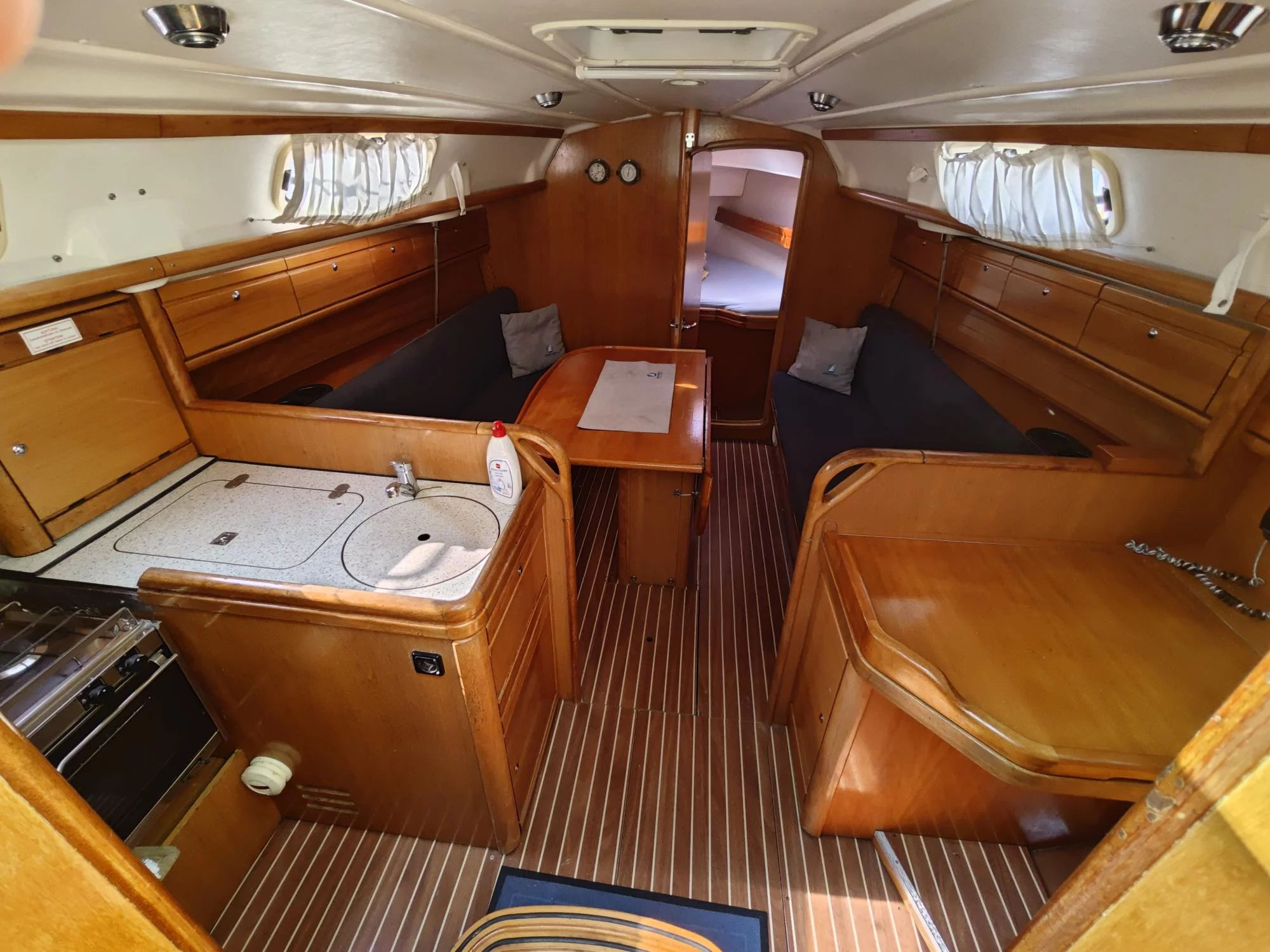 Bavaria 30 Cruiser (Mila)  - 9