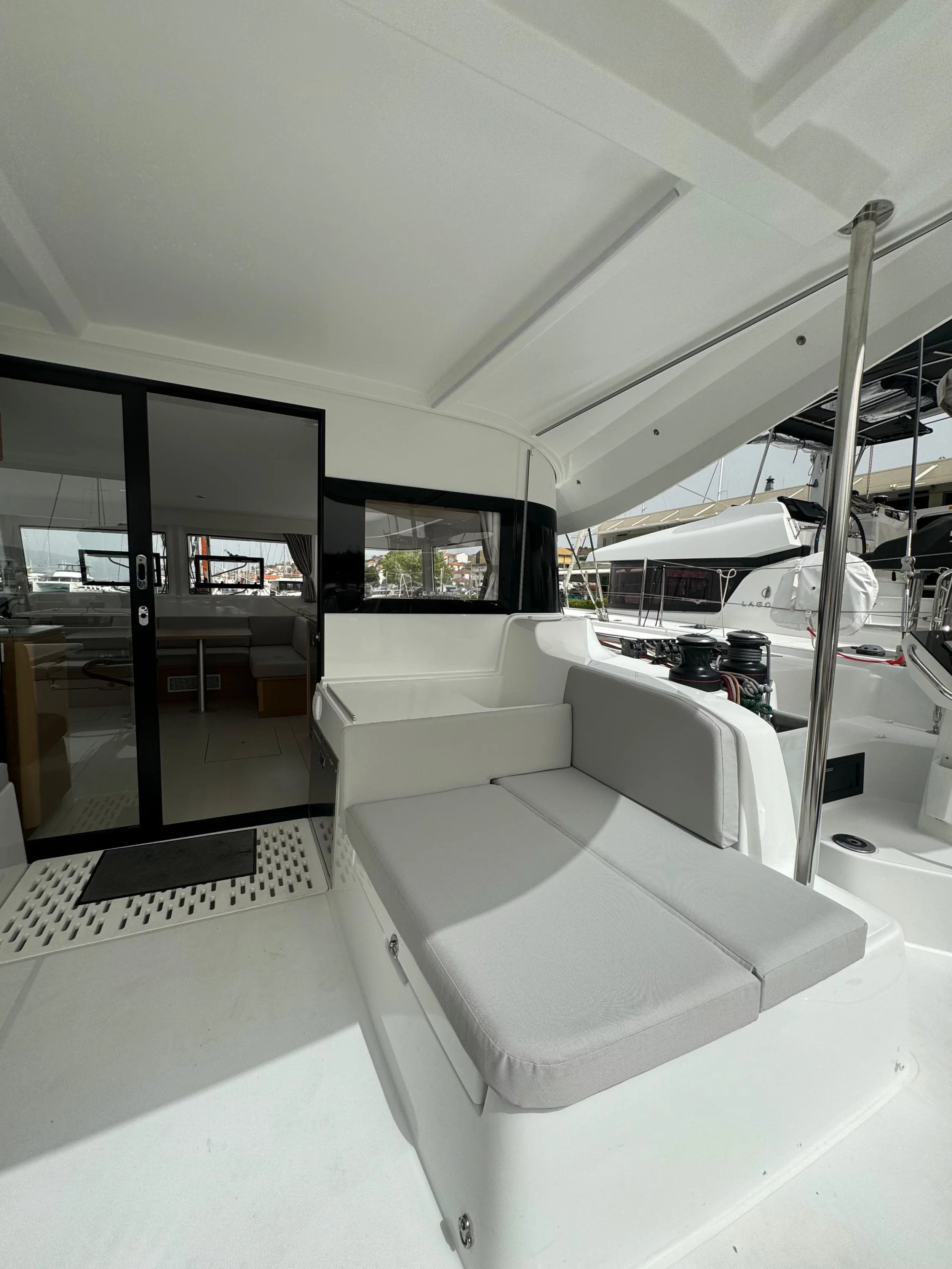 Excess 14 - 4 + 2 cab. (Princess Rita)  - 17