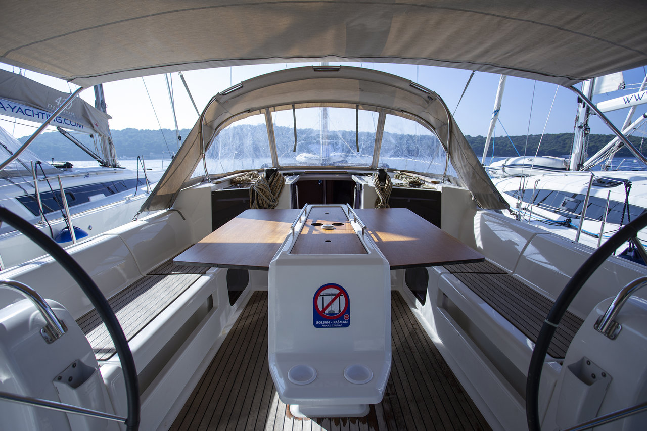 Photo #9 - Dufour 412 GL (Skyra) in Pula - 39824
