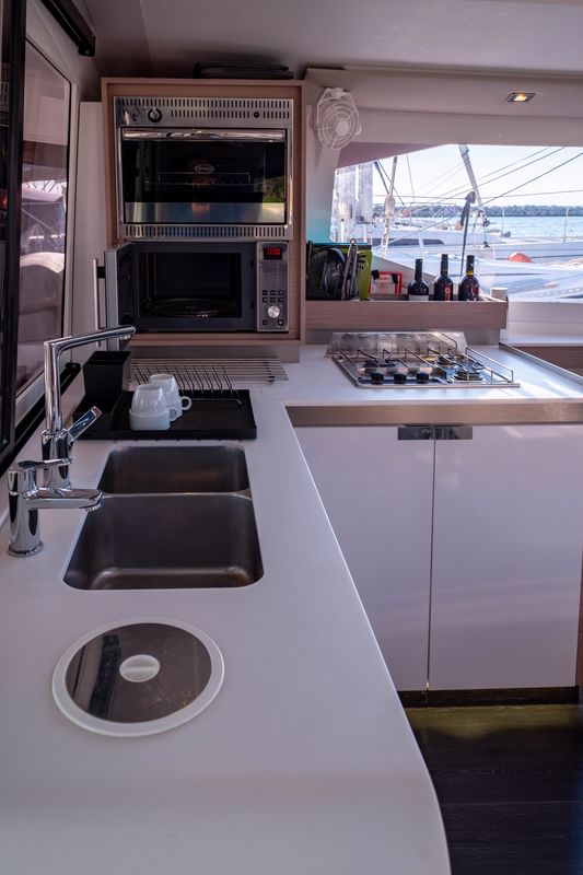 Photo #12 - Fountaine Pajot Isla 40 - 4 + 1 cab. (Artemis) in Lefkada - 39852
