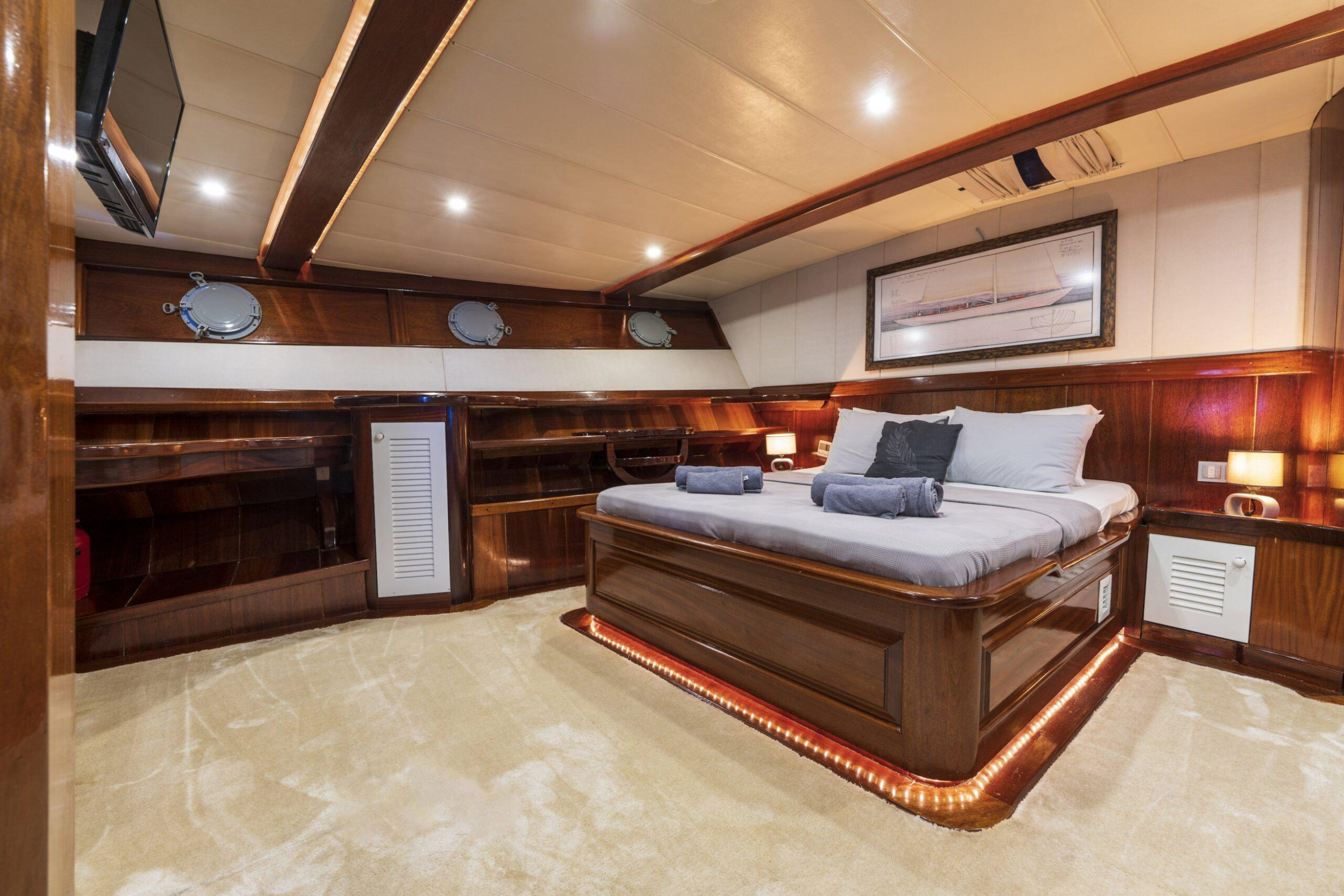 Photo #12 - Nautilus (Nautilus) in Fethiye - 39854