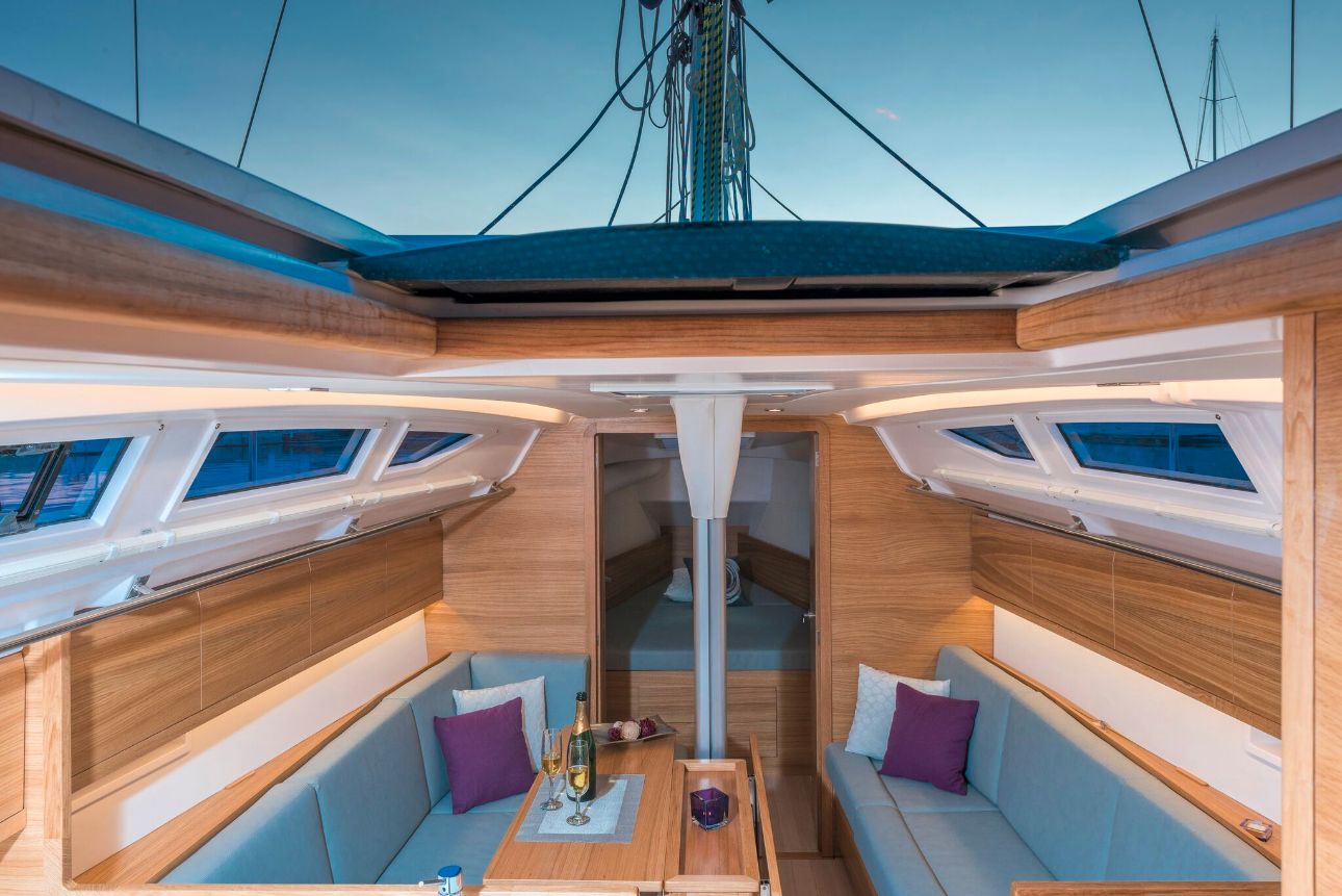 Photo #9 - Salona 380 (Navis Celere) in Kastela - 39855