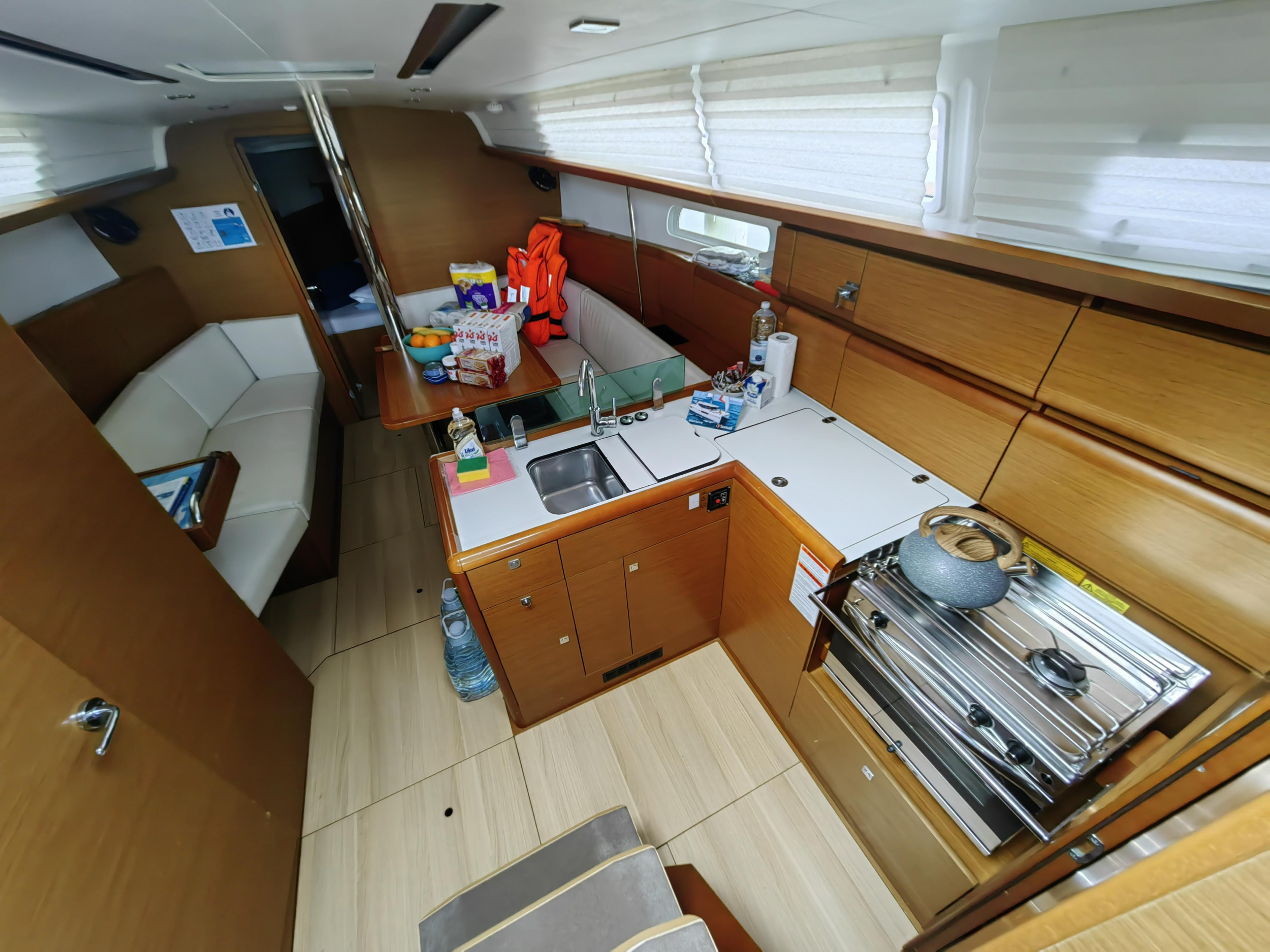 Photo #24 - Sun Odyssey 389 (Islanders) en Mali Losinj - 39860