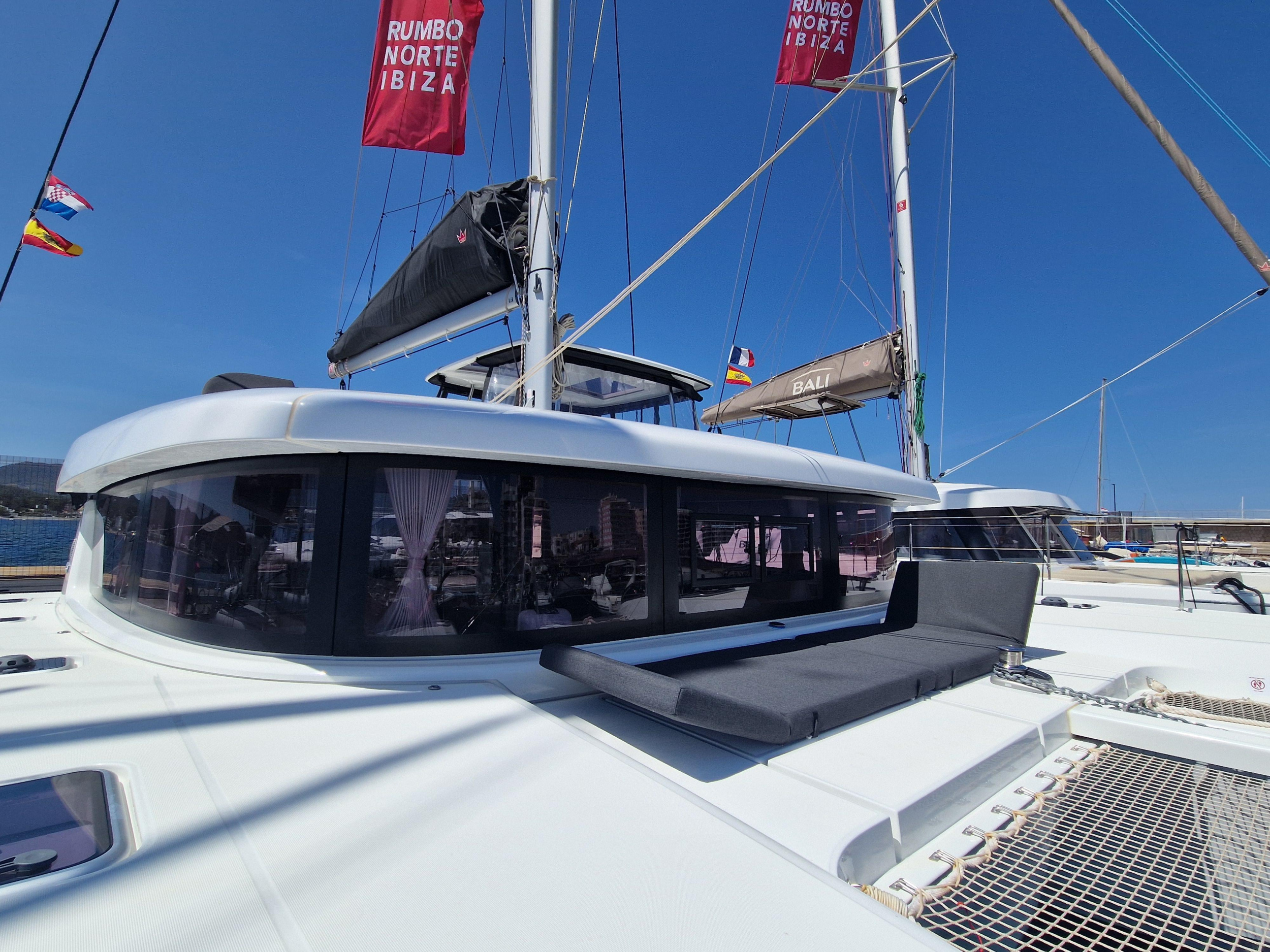 Photo #10 - Lagoon 42 - 4 + 2 cab. (Best Elli) en Le Marin - 39864