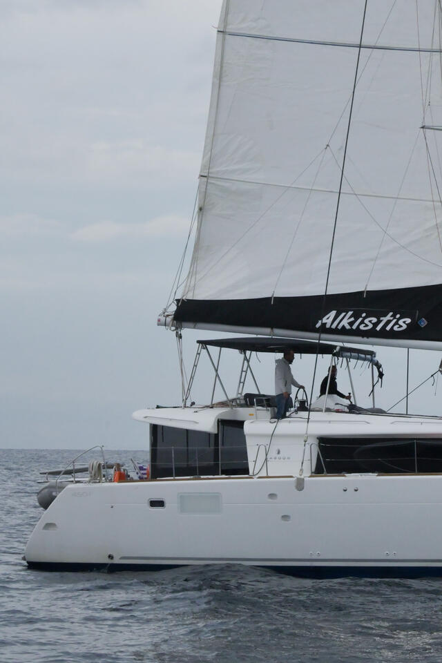 Photo #6 - Lagoon 450 F - 4 + 2 cab. (Alkistis) en Atenas - 39865