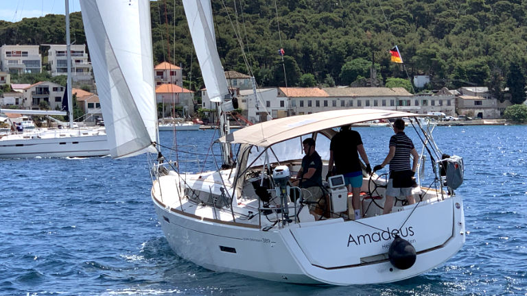 Photo #5 - Sun Odyssey 389 (Amadeus) in rogoznica - 39894