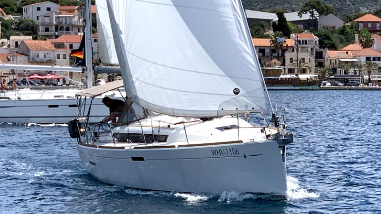 Photo #7 - Sun Odyssey 389 (Amadeus) in rogoznica - 39894