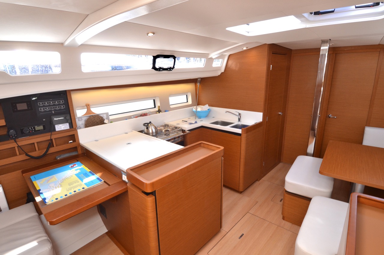 Photo #8 - Sun Odyssey 440 (Sigma Kiss) en Pula - 39910