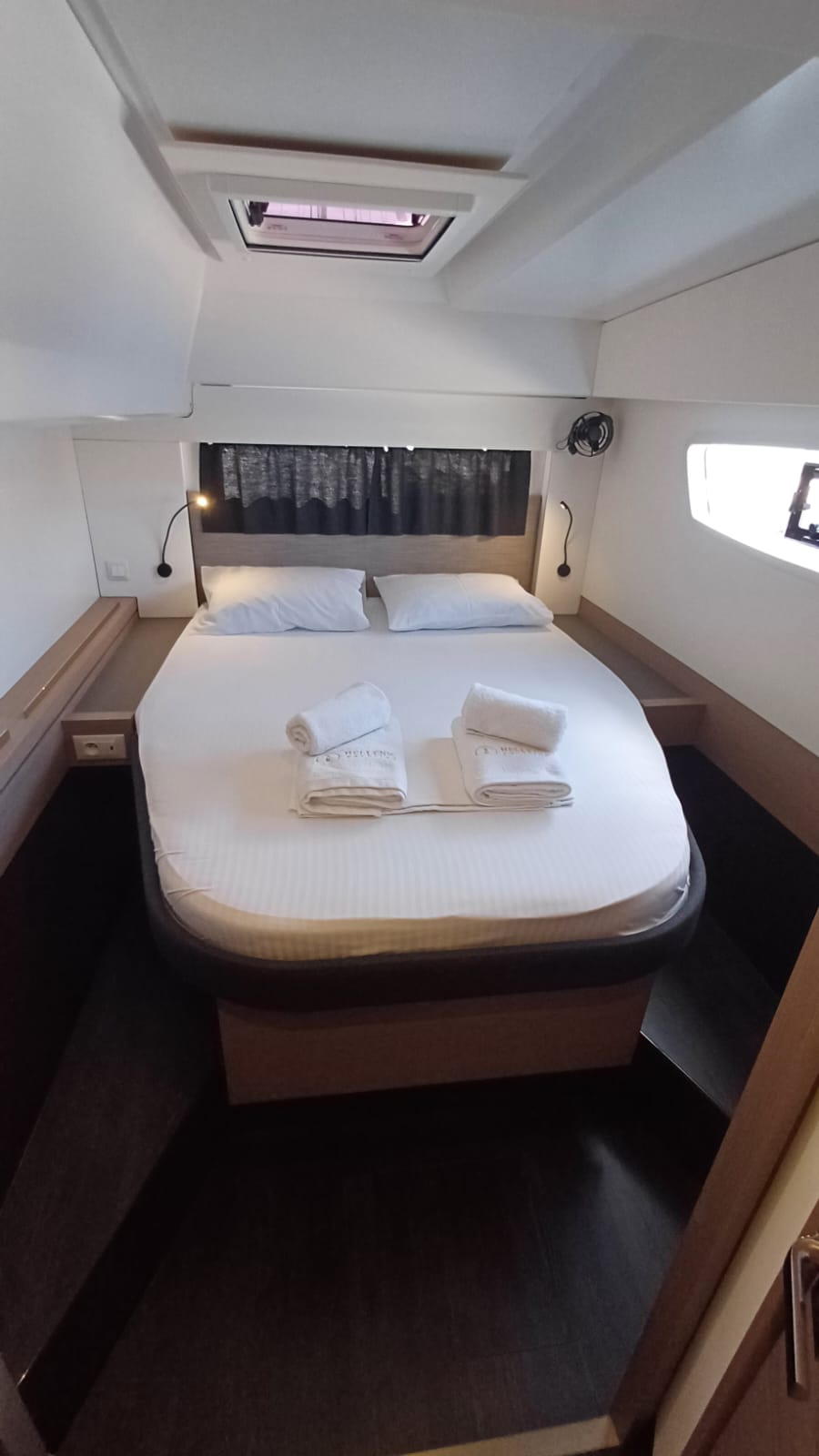 Photo #5 - Fountaine Pajot Astrea 42 - 4 + 1 cab. (Cicada) en Lavrion - 39928