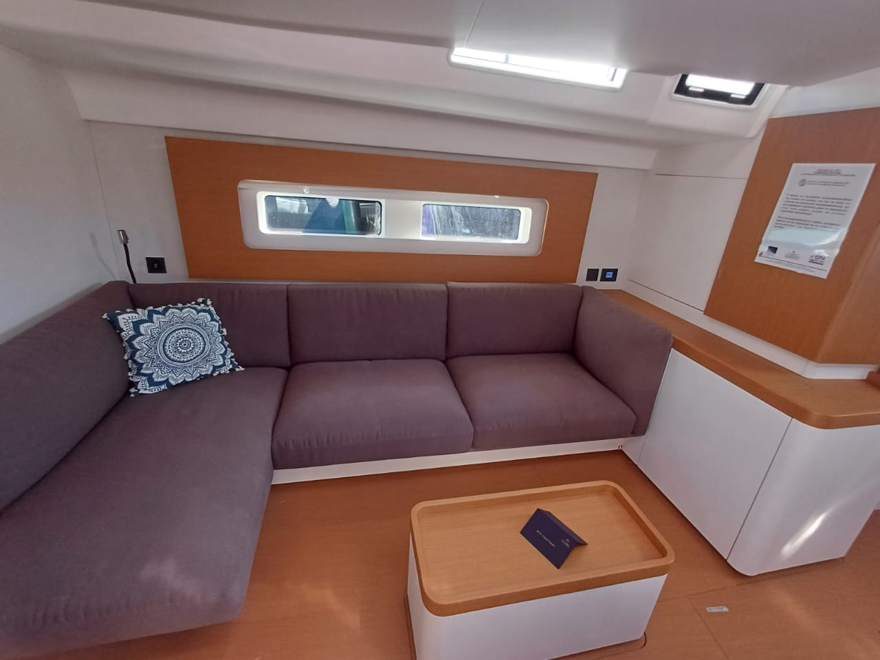 Photo #8 - Fountaine Pajot Isla 40 - 4 + 1 cab. (Emirel) in Rhodes - 39931