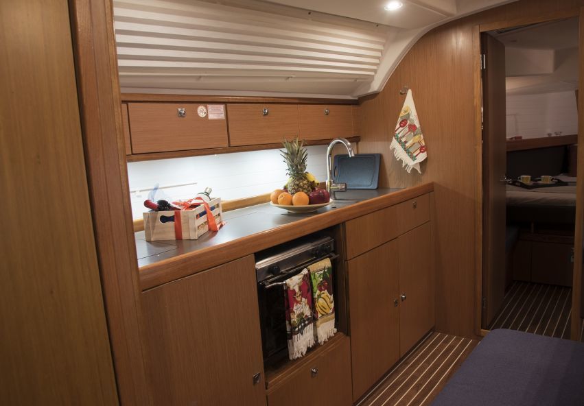 Photo #4 - Bavaria Cruiser 41 - 3 cab. (Erato) in Rodi - 39933