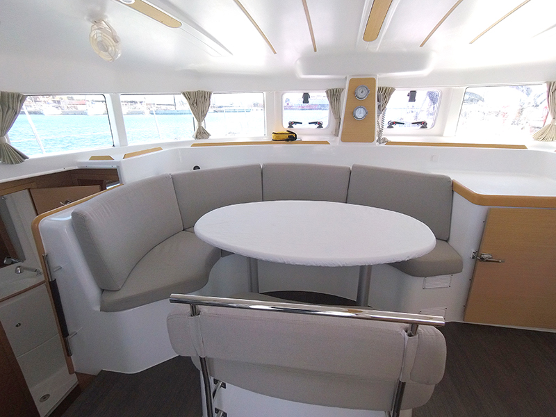 Photo #6 - Lagoon 380 - 4 + 2 cab. (My Elisabeth) en Rhodes - 39941