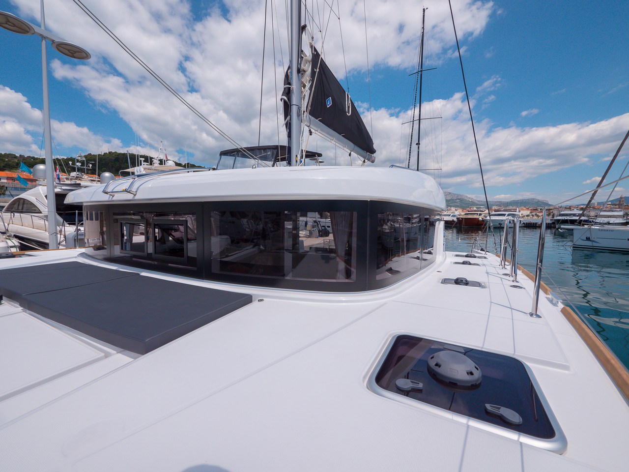 Photo #9 - Lagoon 40 - 4 + 2 cab (Blue Eyes) en Split - 39961
