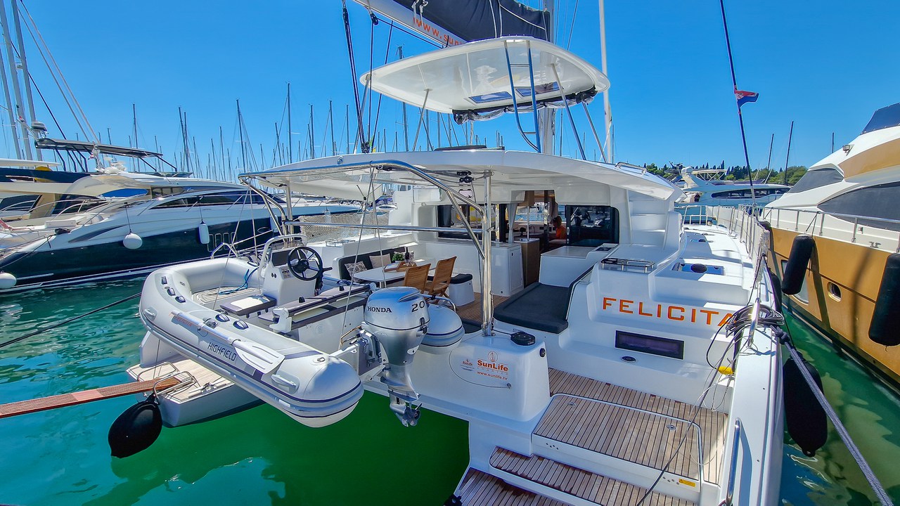 Photo #5 - Lagoon 46 - 4 + 2 cab. (Felicita) in Split - 39965