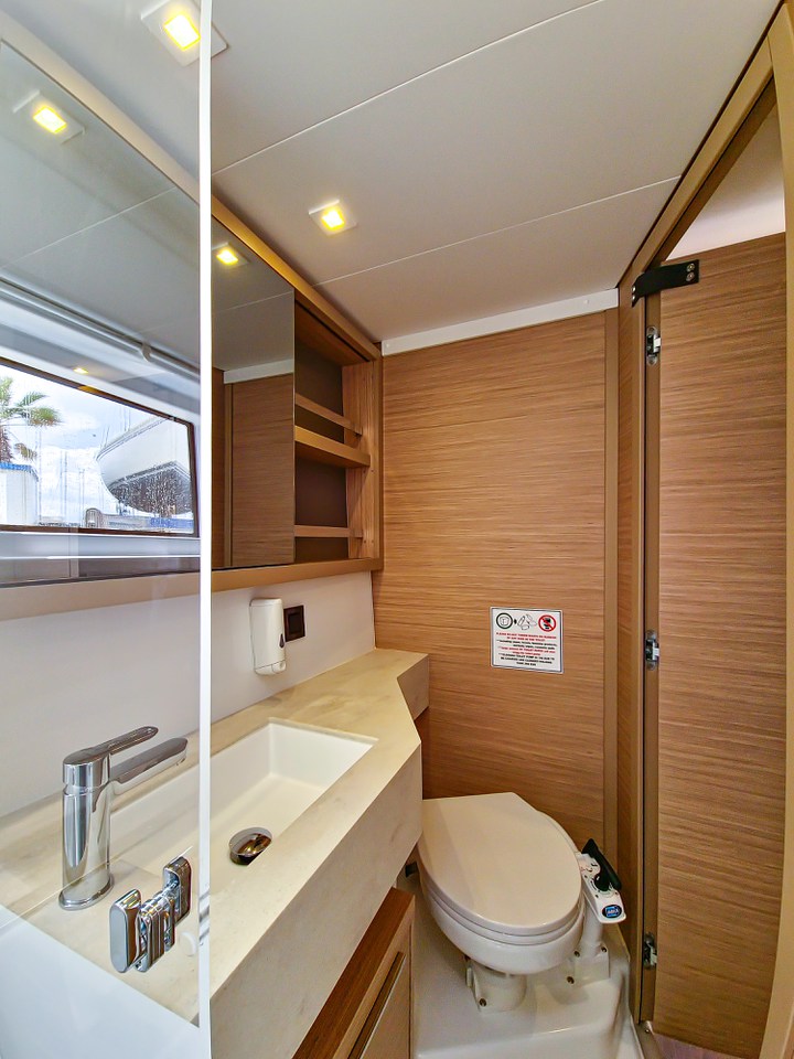 Photo #28 - Lagoon 46 - 4 + 2 cab. (Felicita) in Split - 39965