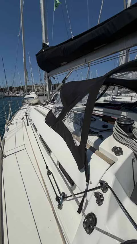 First 35 (Kalypso)  - 8